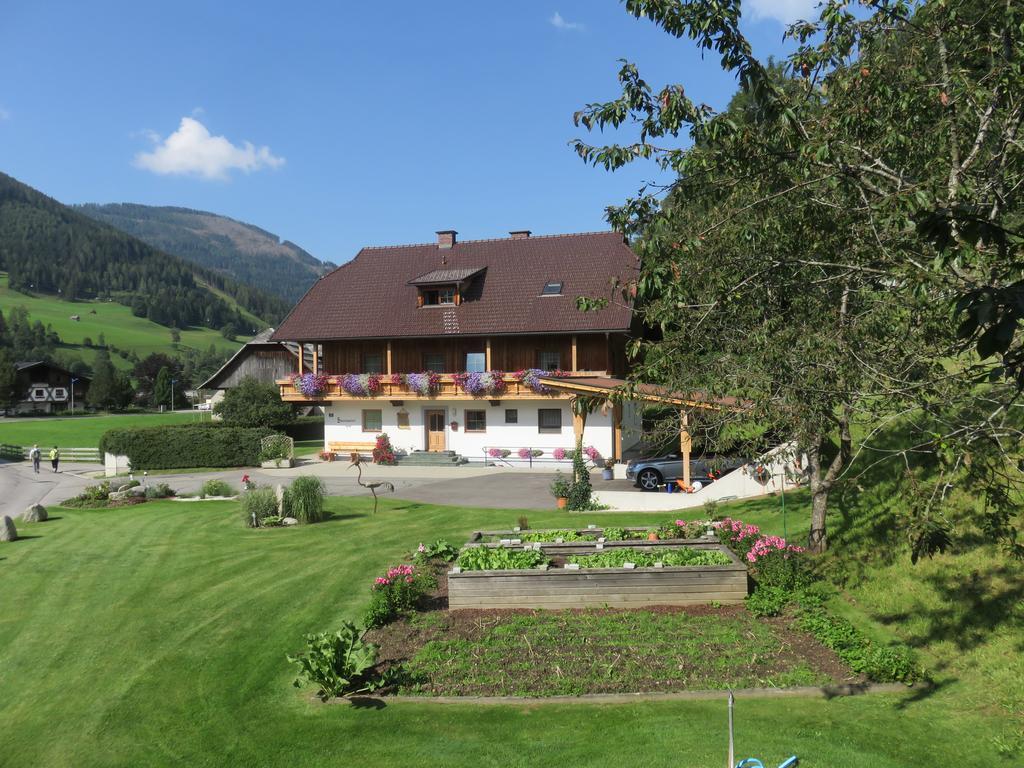 Simonbauerhof Villa Bad Kleinkirchheim Bagian luar foto