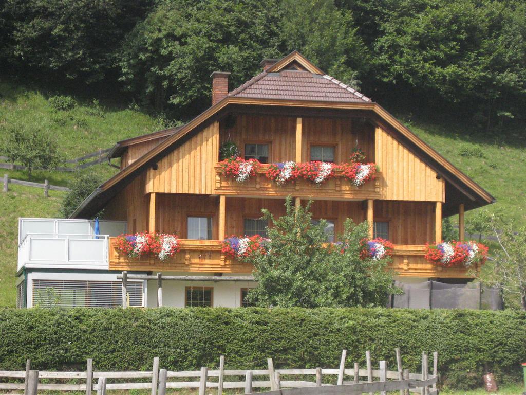 Simonbauerhof Villa Bad Kleinkirchheim Bagian luar foto
